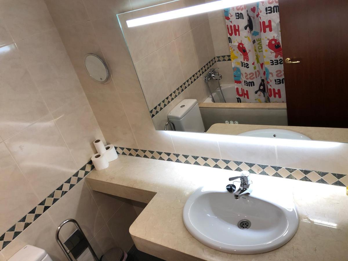 Apartaments Vicus 2 Con Vistas A La Plaza Mayor De Вик Екстериор снимка