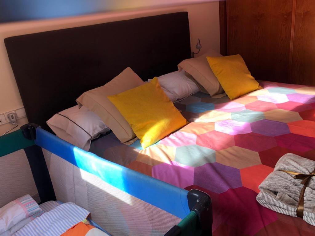 Apartaments Vicus 2 Con Vistas A La Plaza Mayor De Вик Екстериор снимка